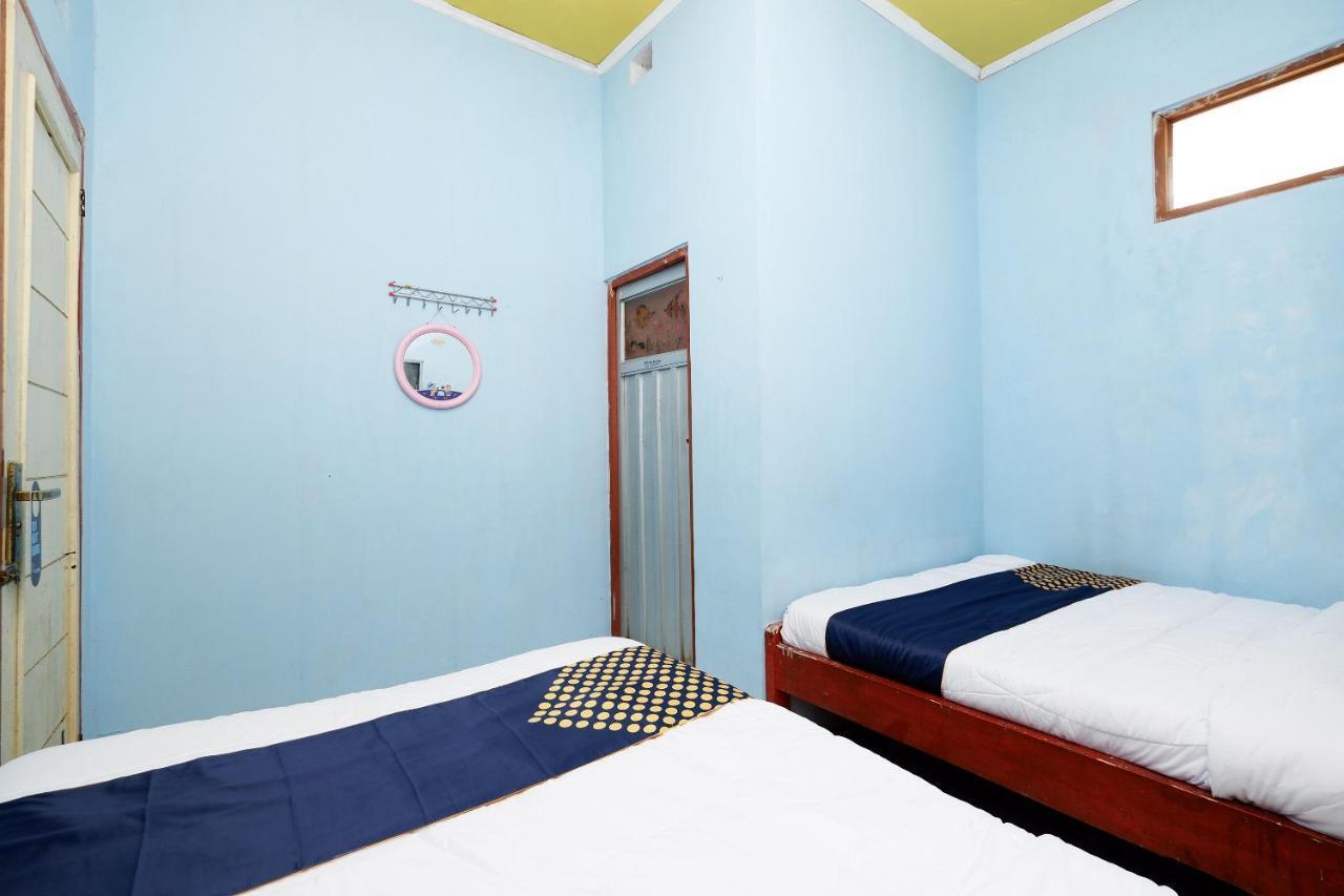 SPOT ON 2112 Homestay Lestari Dieng Syariah Diyeng Bagian luar foto